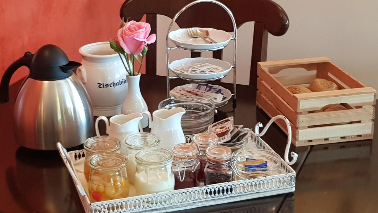 Gaestehaus Vinetum Altdorf  Экстерьер фото